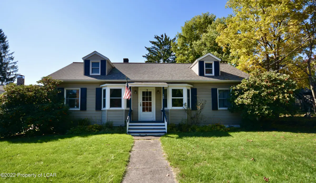 169 Oak Street, Trucksville in Trucksville