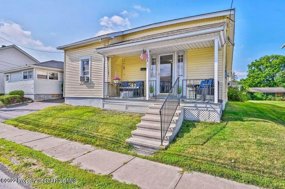 1718 Ash Street, Scranton in Scranton