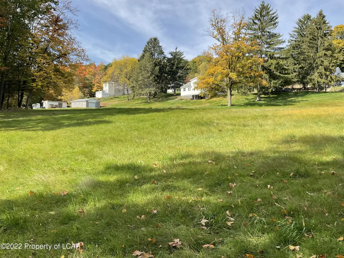 321 Weavertown Road, Shavertown in Shavertown