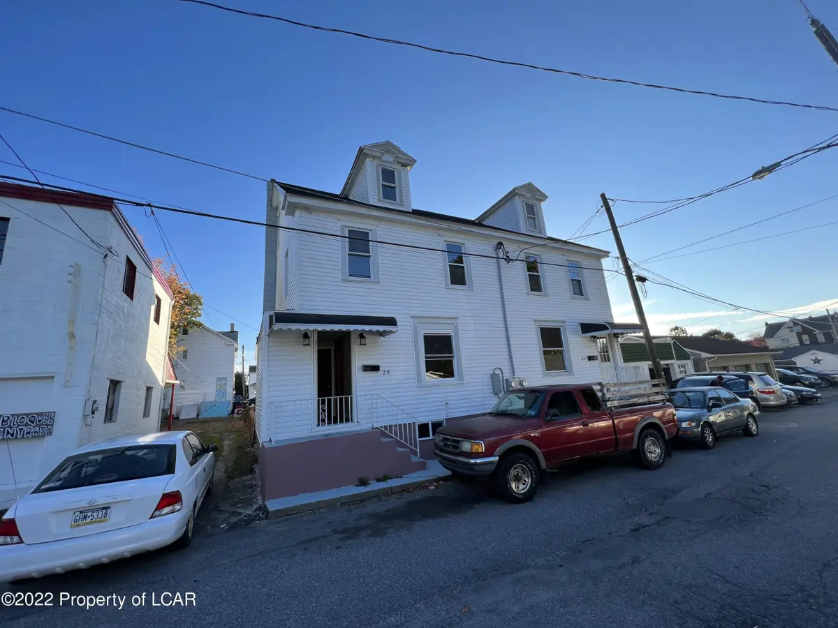 21 E MAPLE Street, West Hazleton in West Hazleton