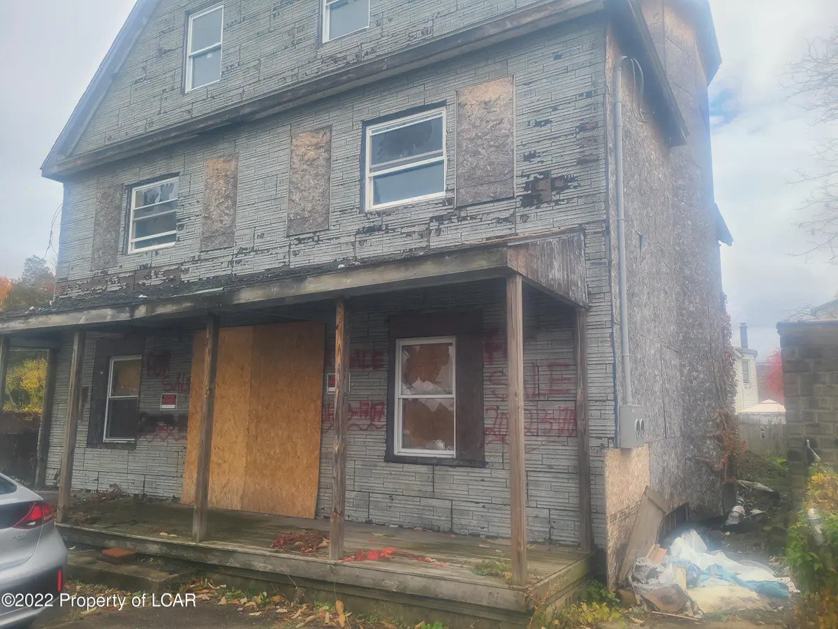 34 Rowland Street, Wilkes-Barre in Wilkes-Barre