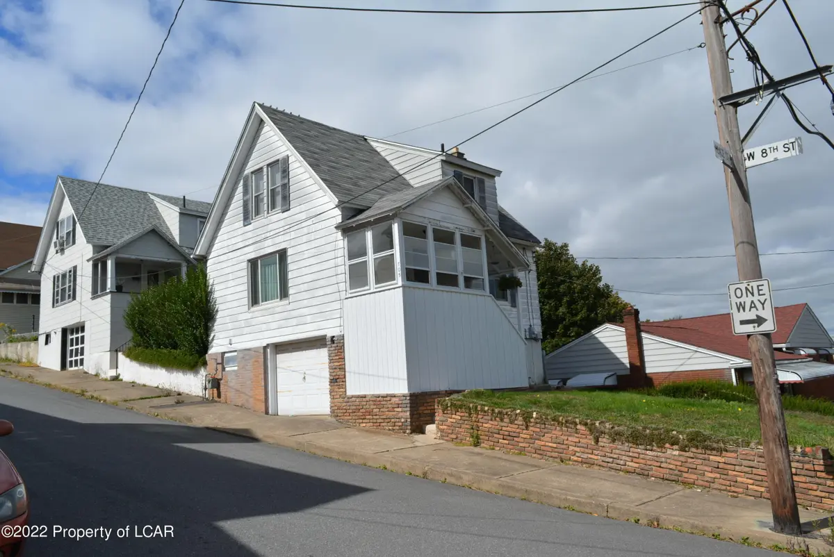705 W 8th Street, Hazleton in Hazleton