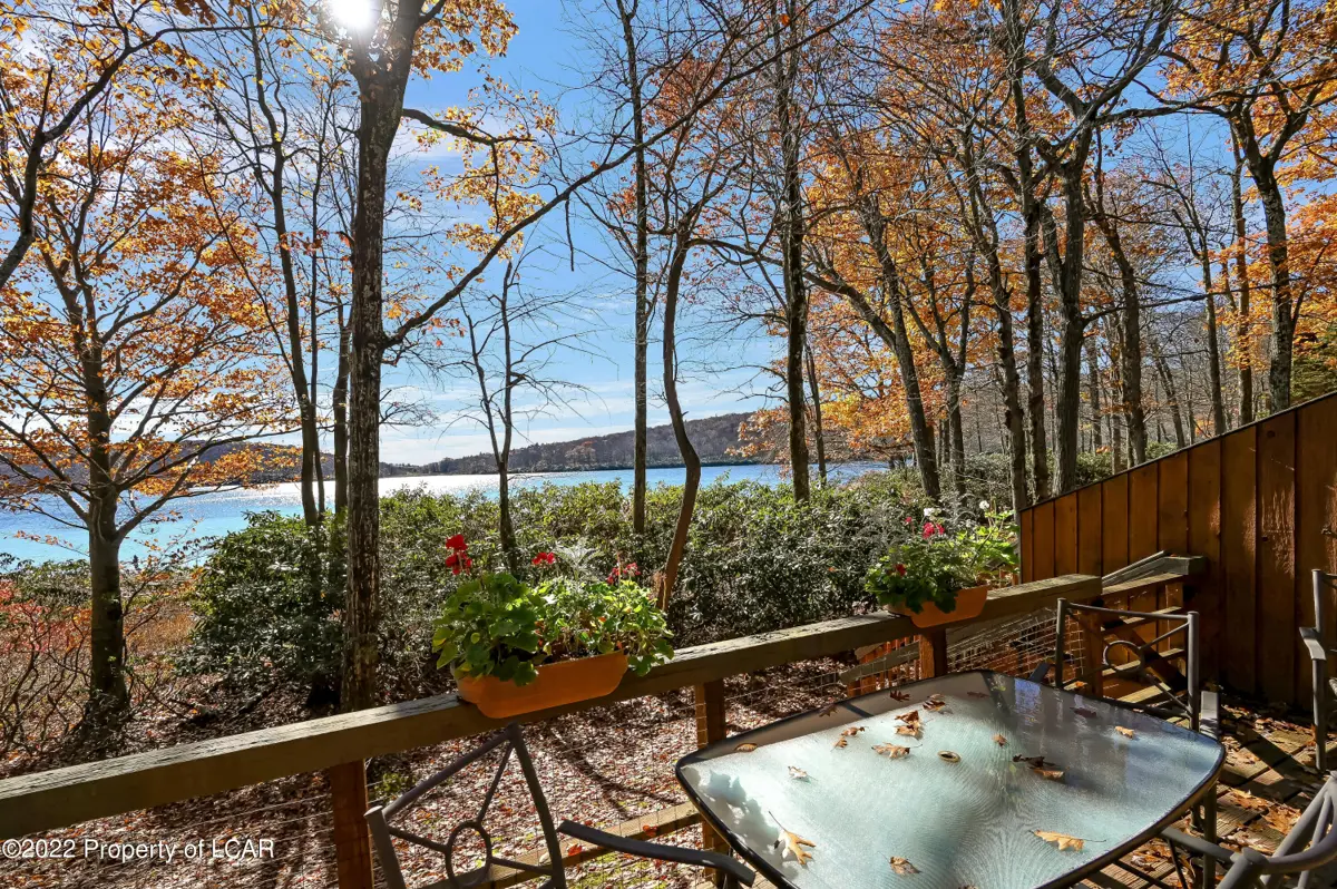 97 Warbler Court, Lake Harmony in Lake Harmony