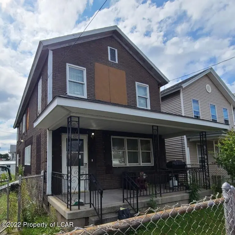 237 Putnam Street, Scranton in Scranton