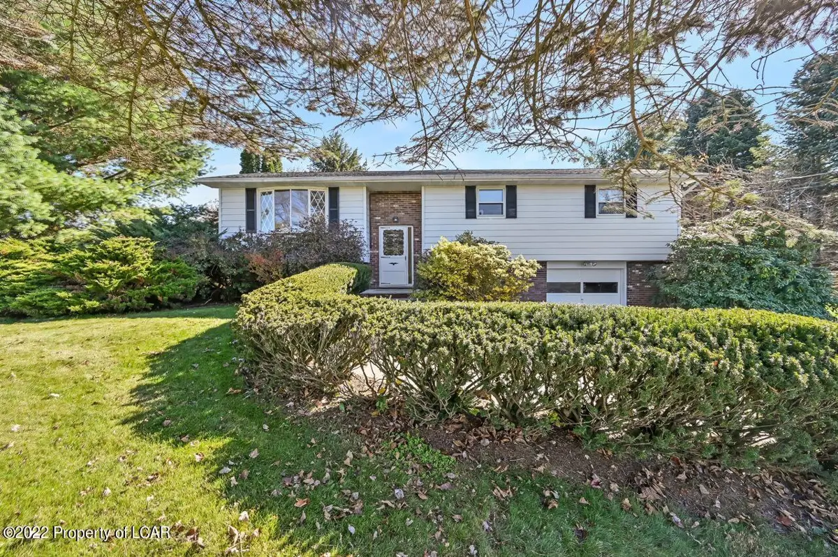 365 Crane Road, Shavertown in Shavertown