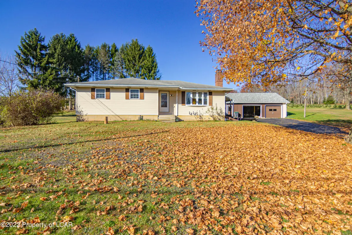 571 Quakake Road, Weatherly in Weatherly