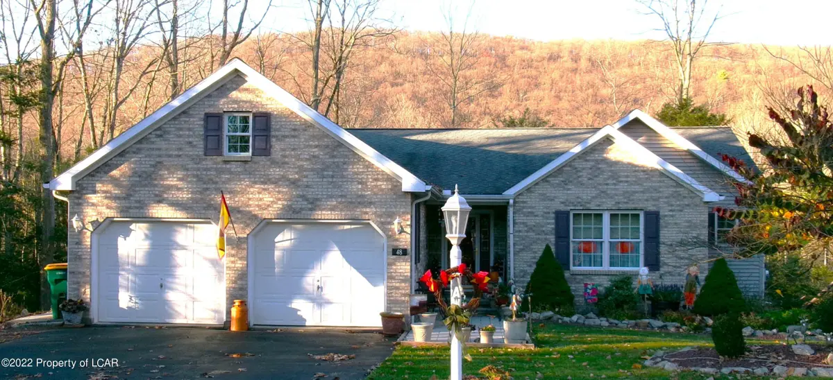 48 Arapahoe Lane, Hazleton in Hazleton
