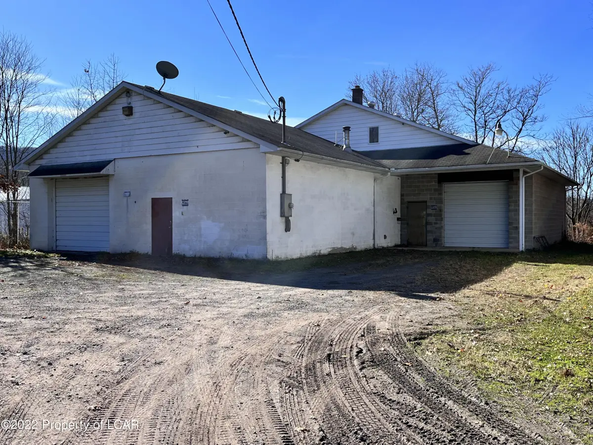 587 Rear Orchard Street, Hanover Township in Hanover Township