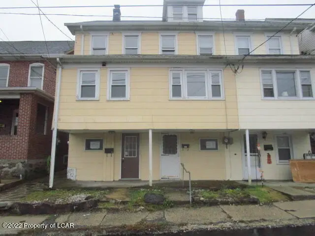 135-137 W Ridge Street, Nesquehoning in Nesquehoning