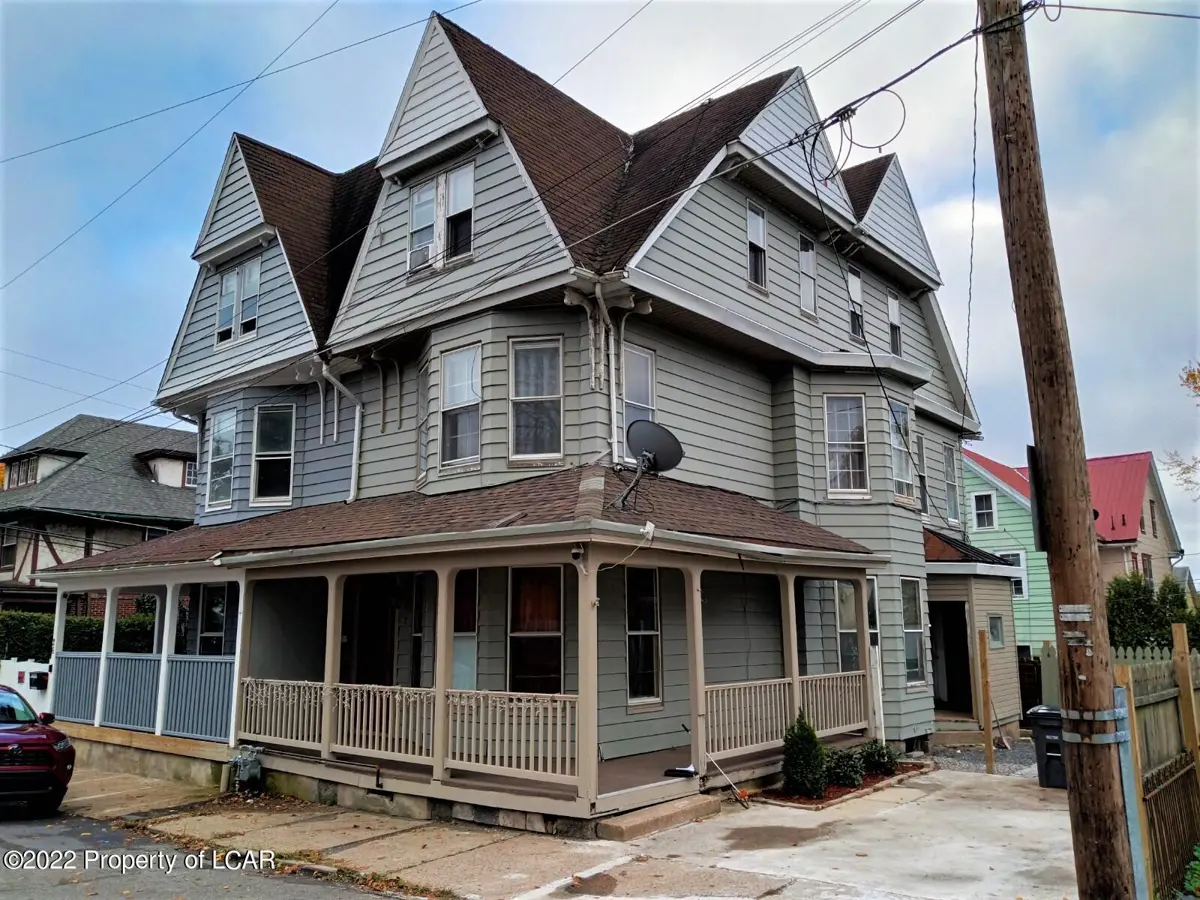 28 W Spring Street, Hazleton in Hazleton