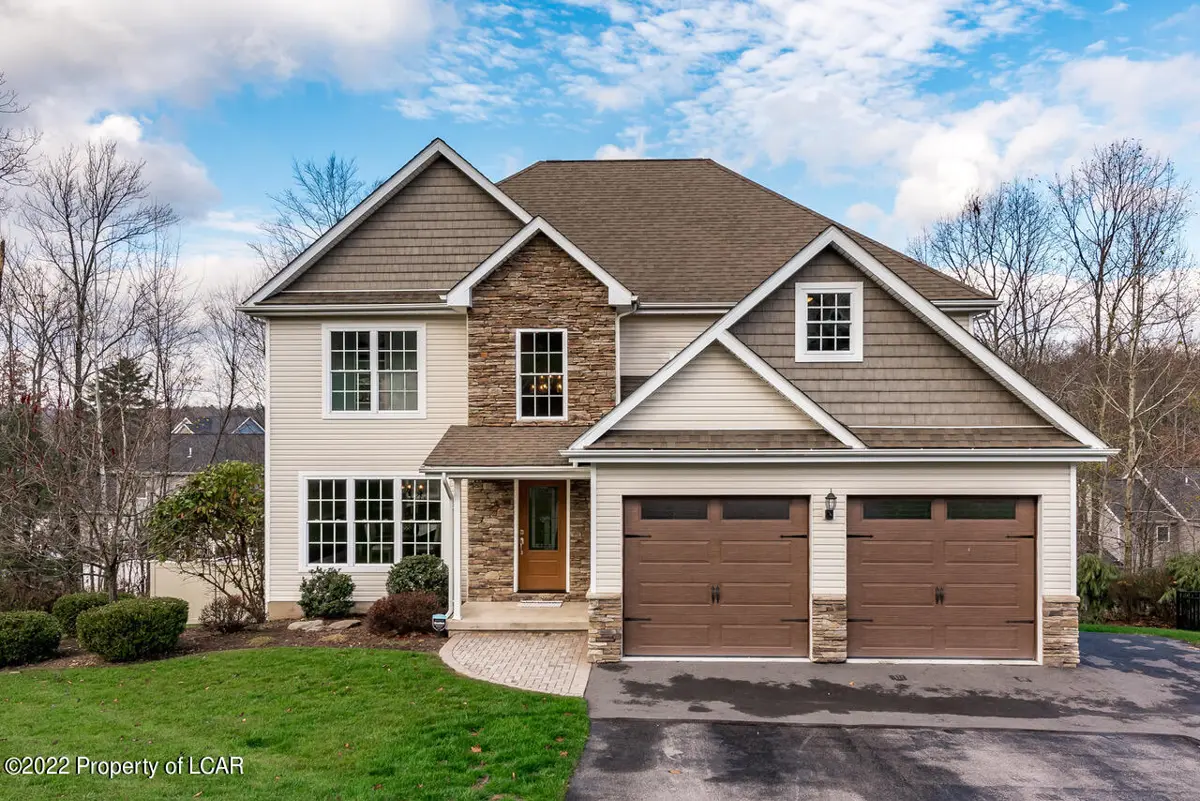 216 Pennbrook Lane, Dallas in Dallas