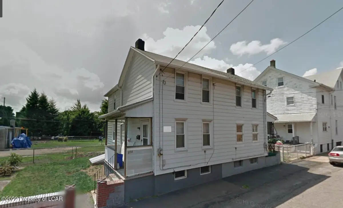 210 E Noble Street, Hazleton in Hazleton