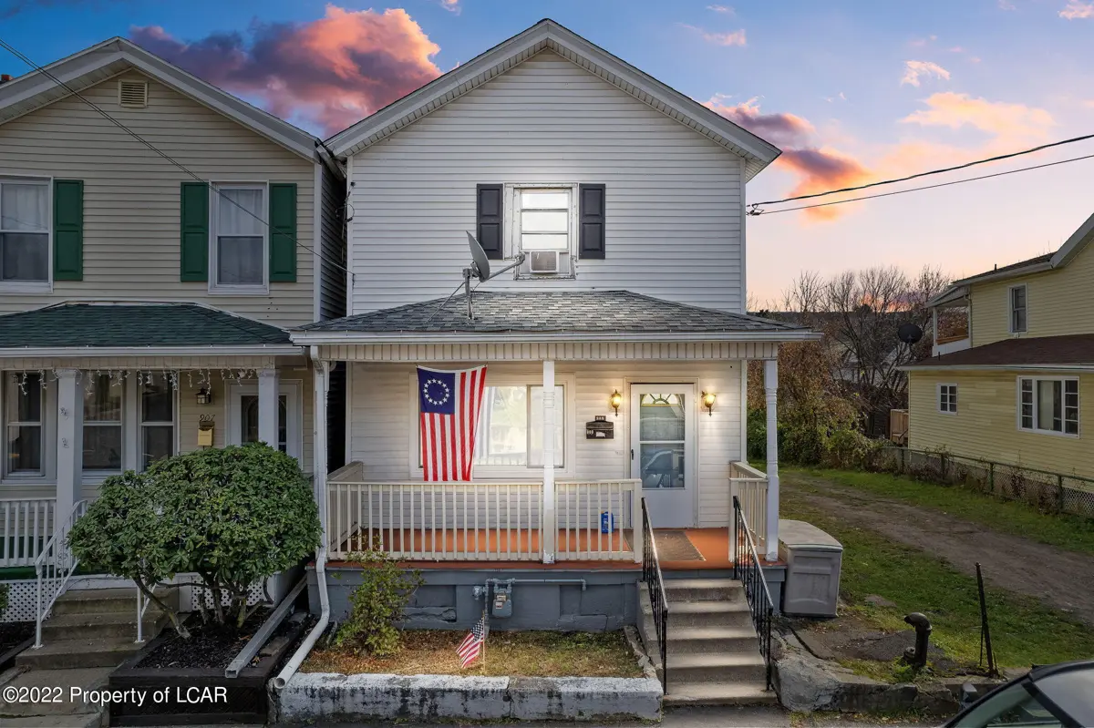 909 Cedar Avenue, Scranton in Scranton