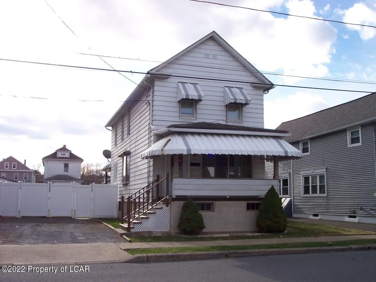 532 Shawnee Street, Hanover Township in Hanover Township