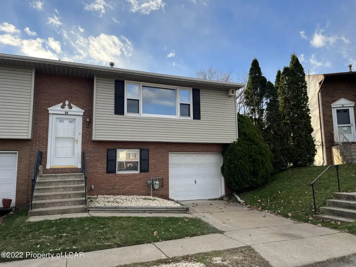 55 Woodcrest Court, Plains in Plains