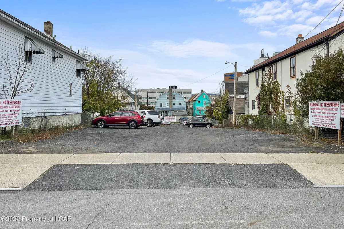 568 N Main Street, Wilkes-Barre in Wilkes-Barre