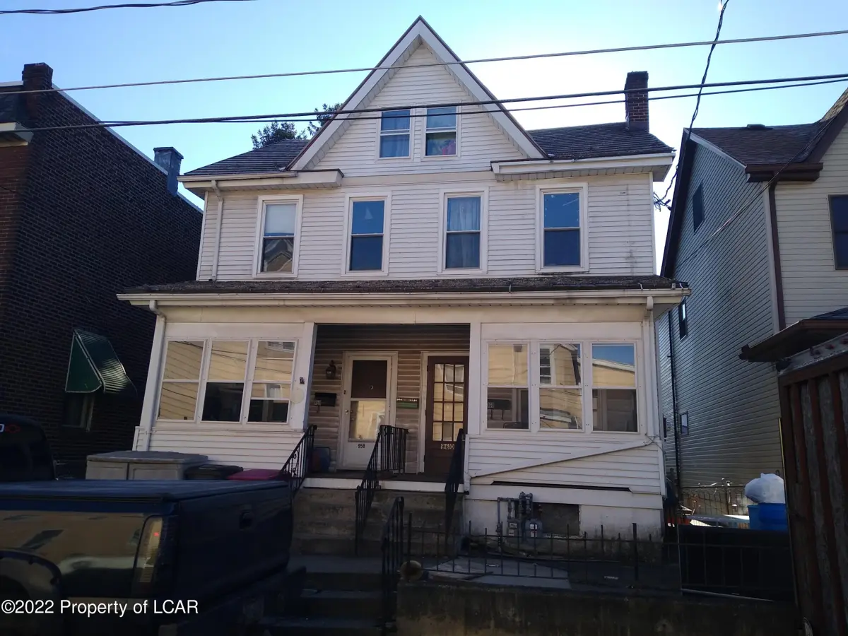 958 W 4th Street, Hazleton in Hazleton