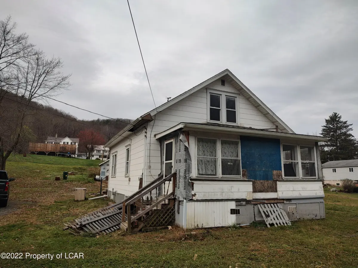 1874 Tomhicken Road, Black Creek in Black Creek