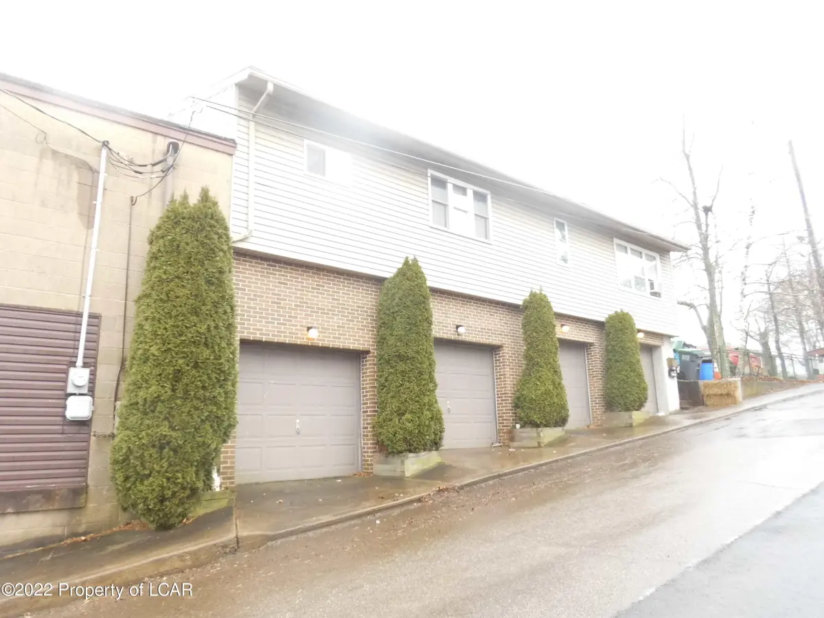 626 W 7th Street, Hazleton in Hazleton