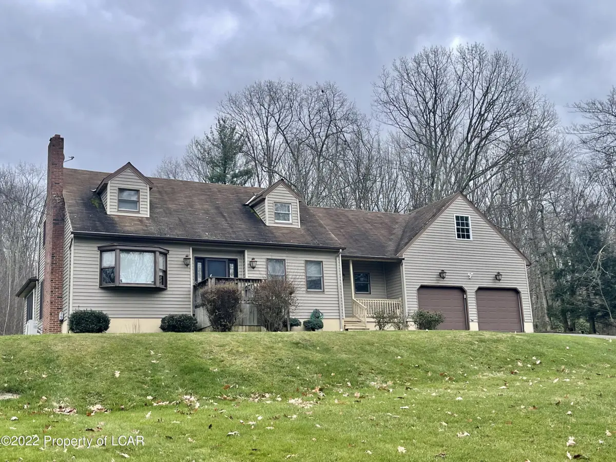 274 Apache Drive, Shickshinny in Shickshinny