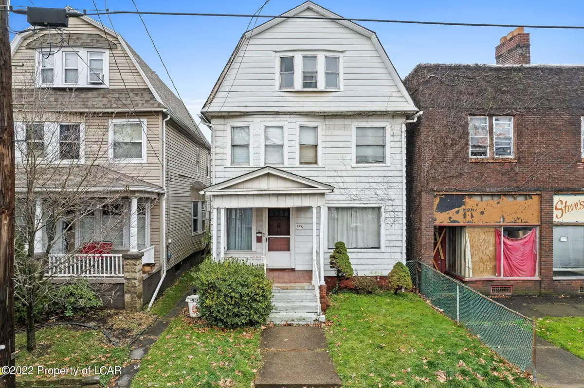 558 Carey Avenue, Wilkes-Barre in Wilkes-Barre