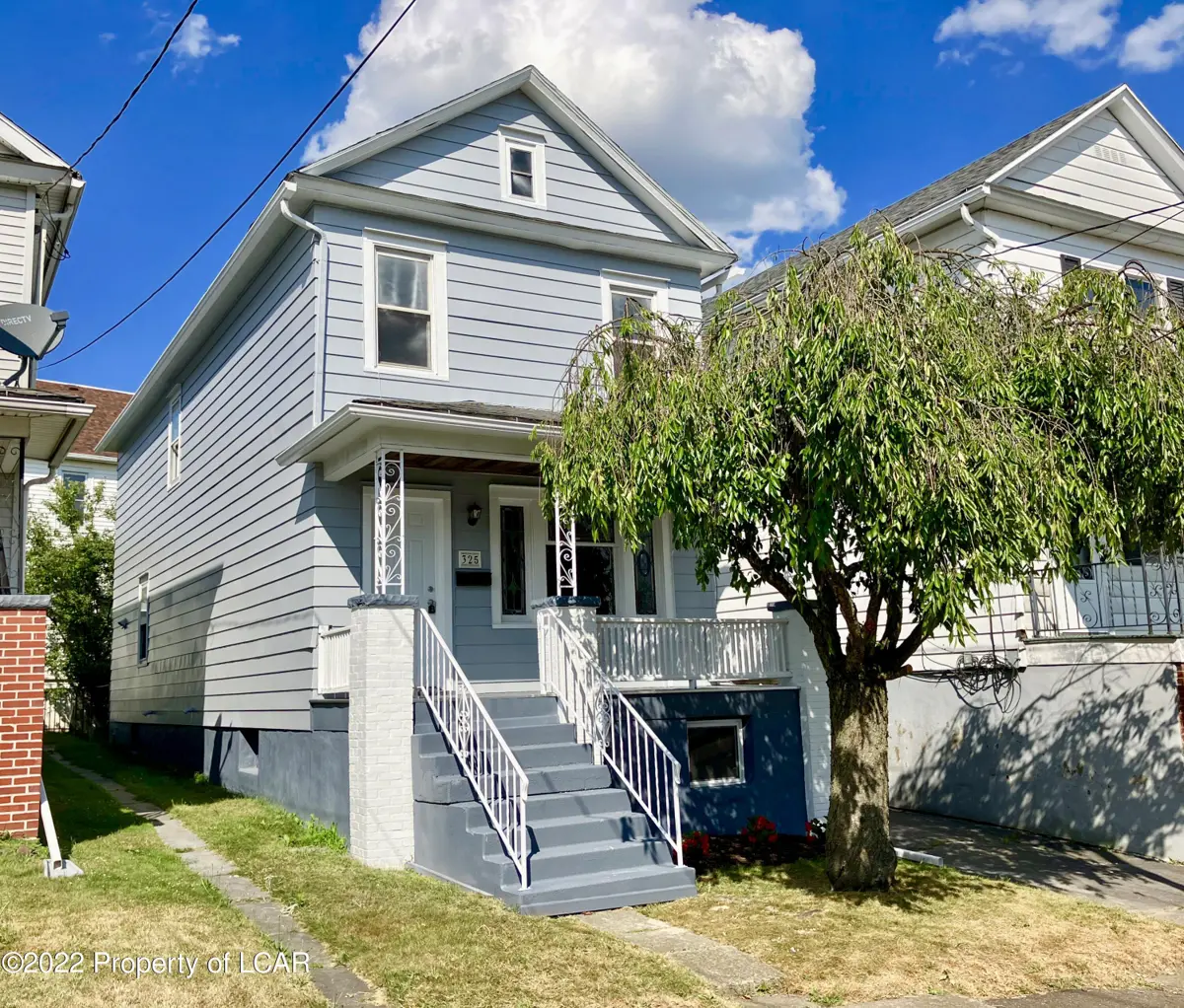 325 Willow Street, Hanover Township in Hanover Township
