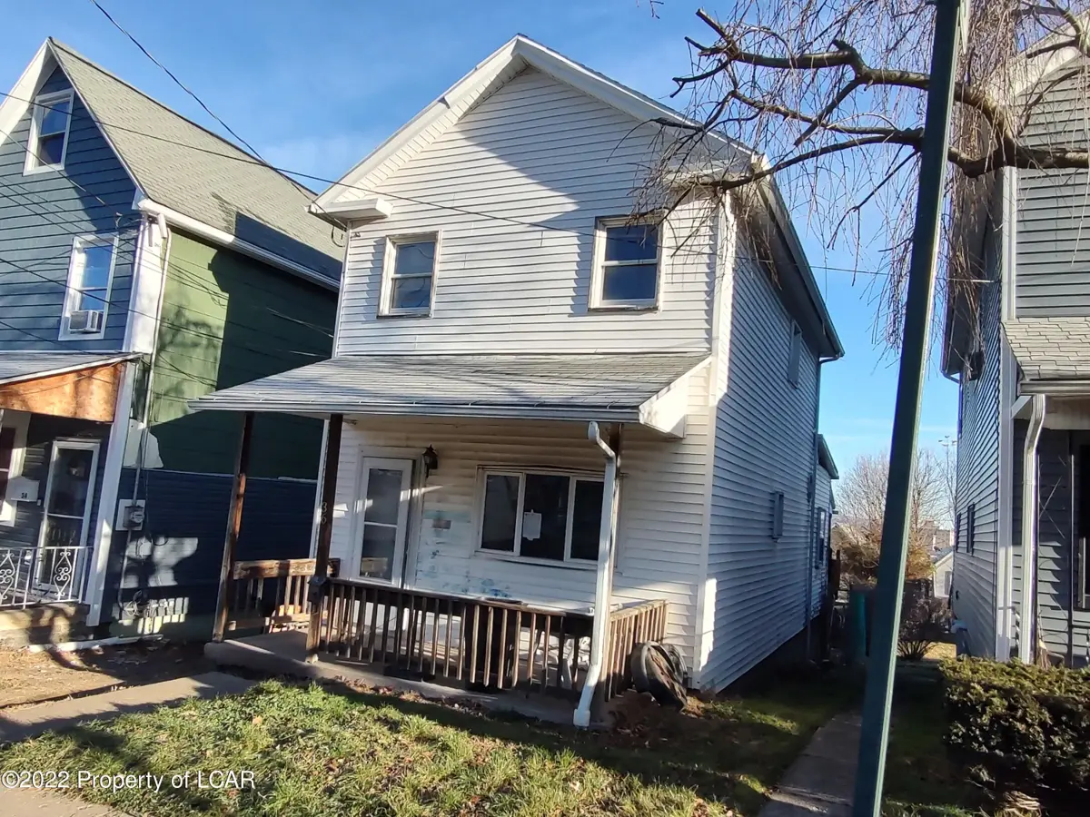 36 Moyallen Street, Wilkes-Barre in Wilkes-Barre