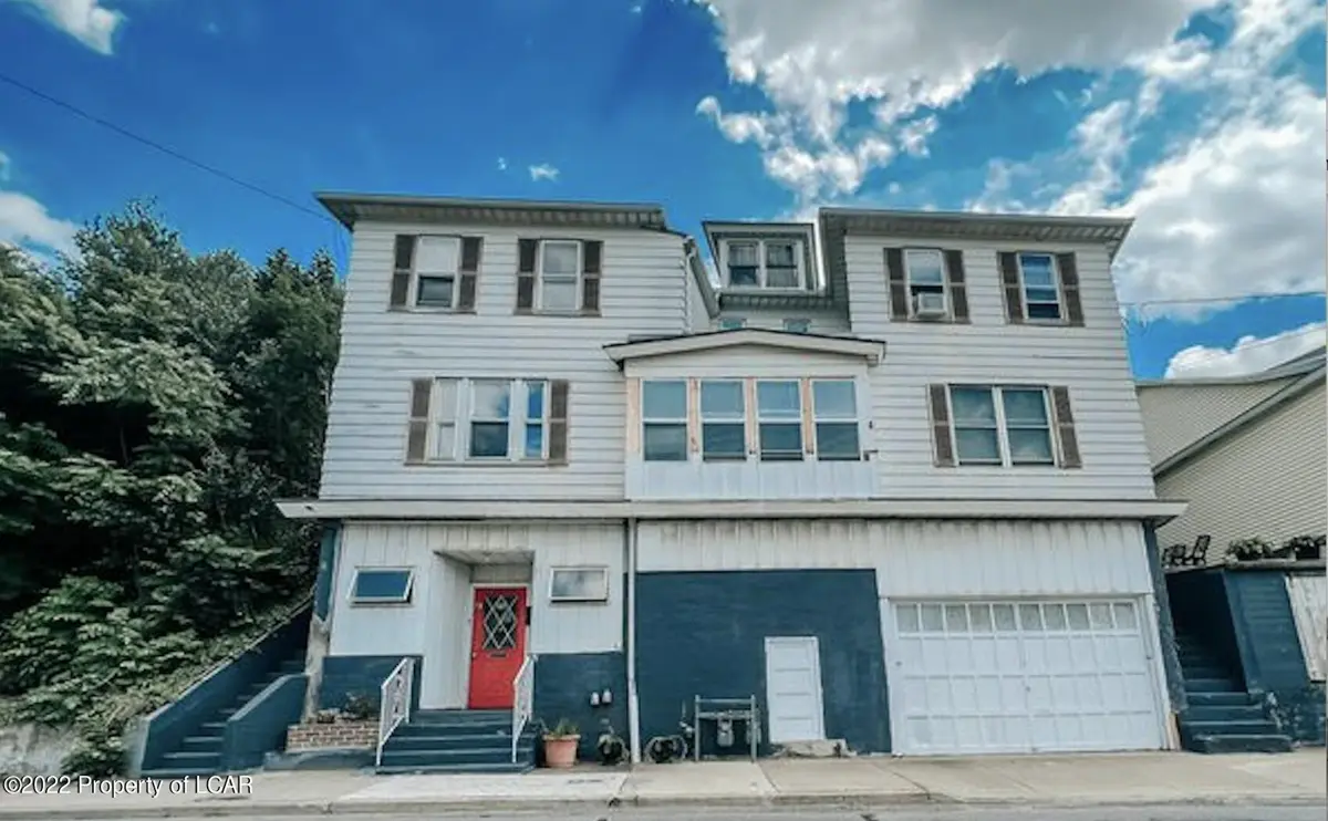 76 E Shawnee Avenue, Plymouth in Plymouth