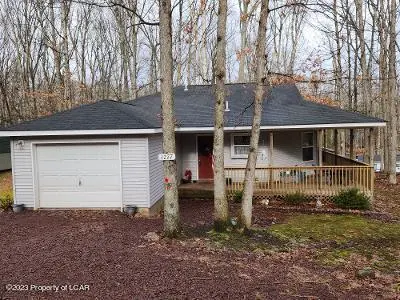 1277 Woodhaven Drive, White Haven in White Haven