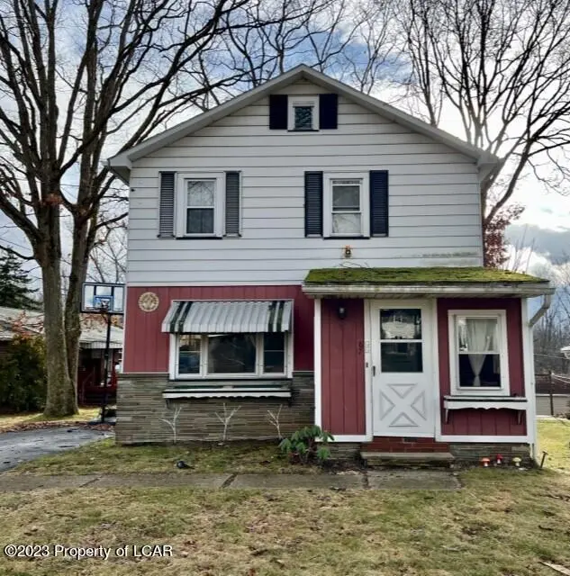 87 Kirby Avenue, Mountain Top in Mountain Top