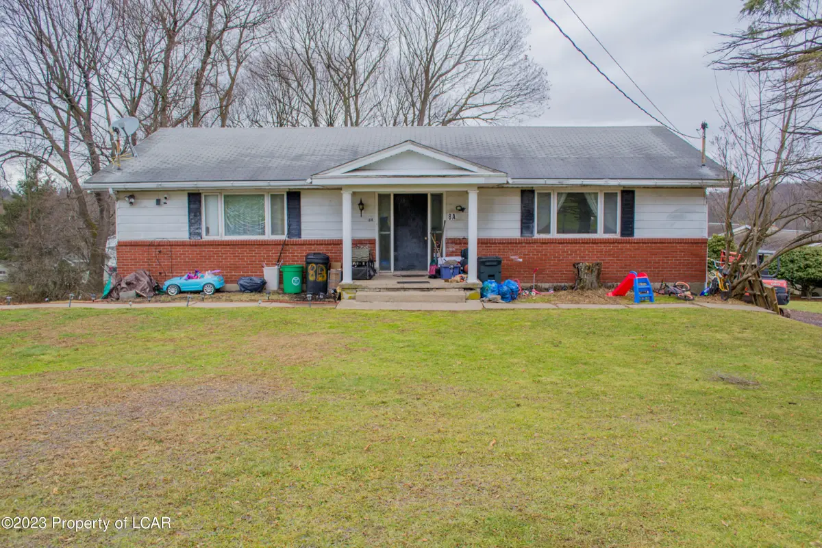 8 Pine Drive, Shavertown in Shavertown
