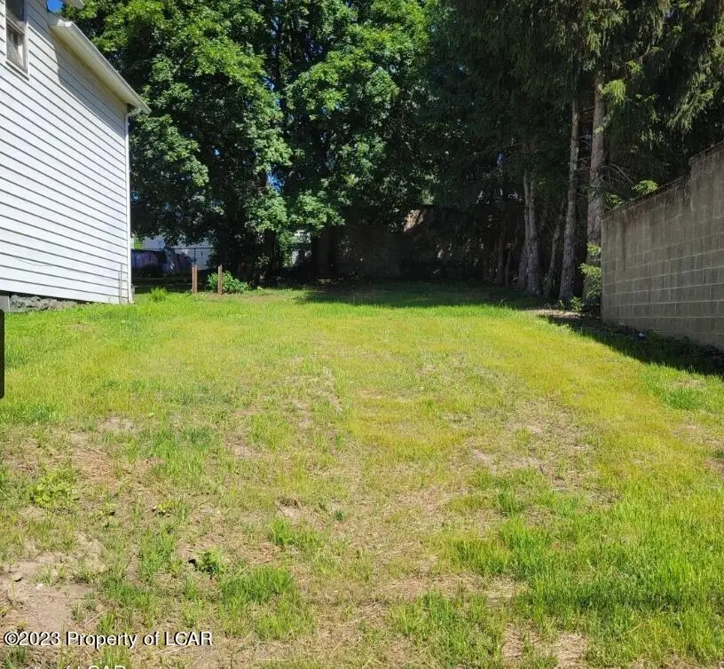 99 Beech Street, Wilkes-Barre in Wilkes-Barre