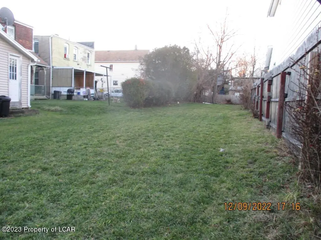 37 Murray Street, Wilkes-Barre in Wilkes-Barre