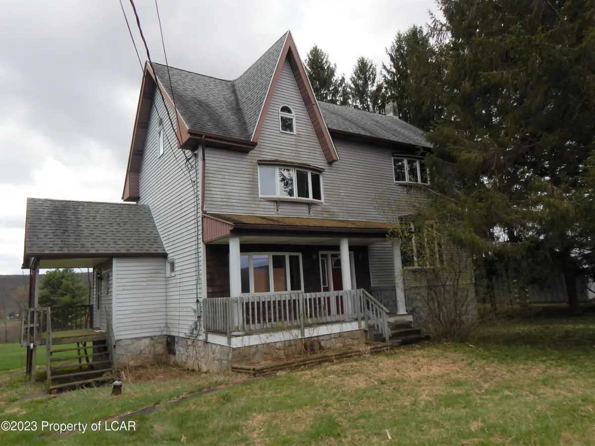 2240 Quakake Road, Weatherly in Weatherly