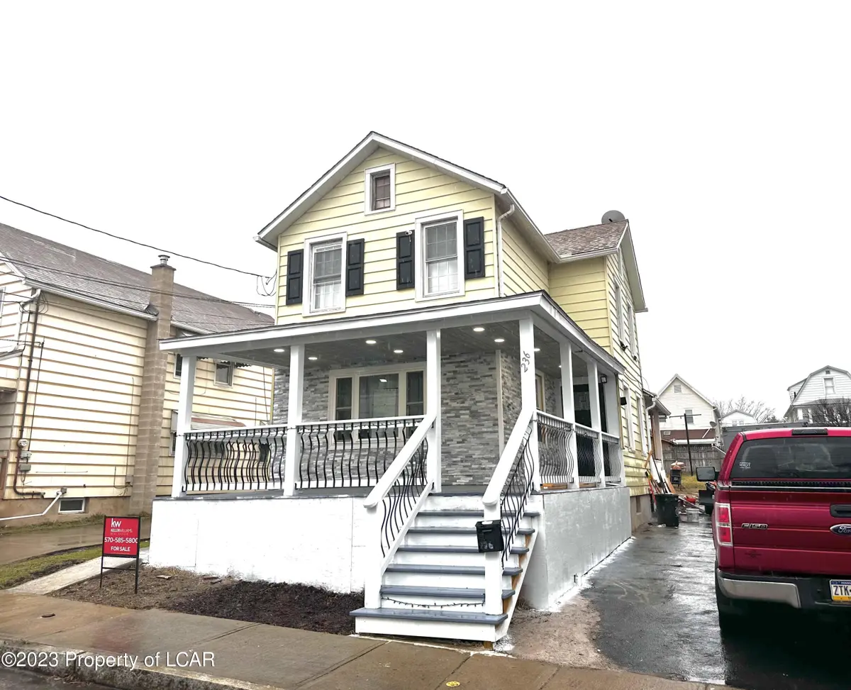 236 Poplar Street, Wilkes-Barre in Wilkes-Barre