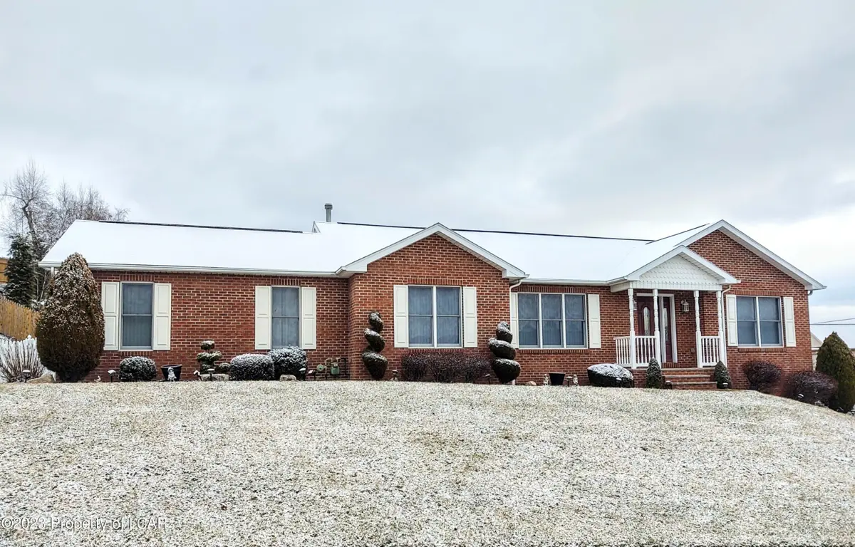 260 Constitution Avenue, Hanover Township in Hanover Township