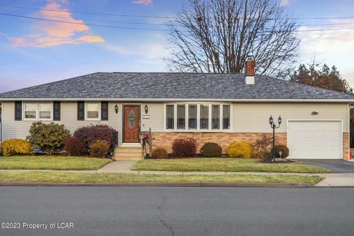 1 STOCK Avenue, Swoyersville in Swoyersville