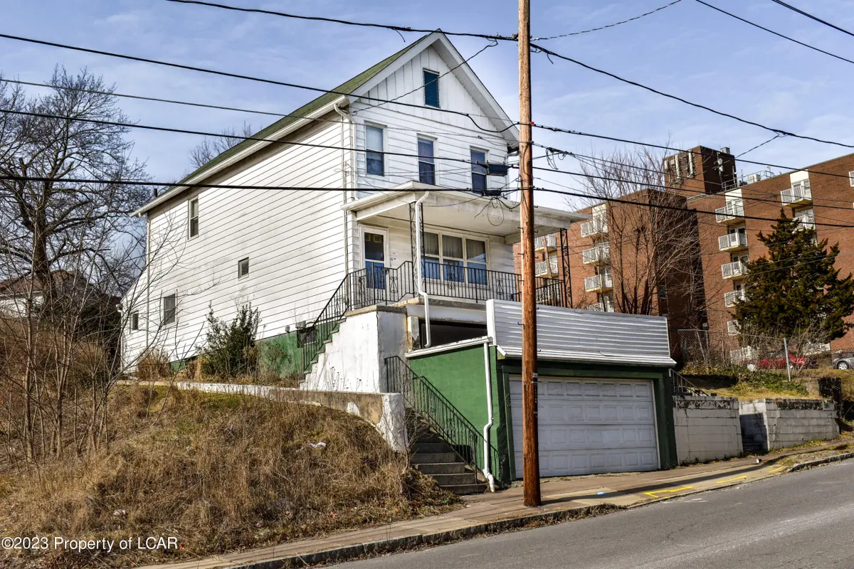 43 Pine Street, Wilkes-Barre in Wilkes-Barre