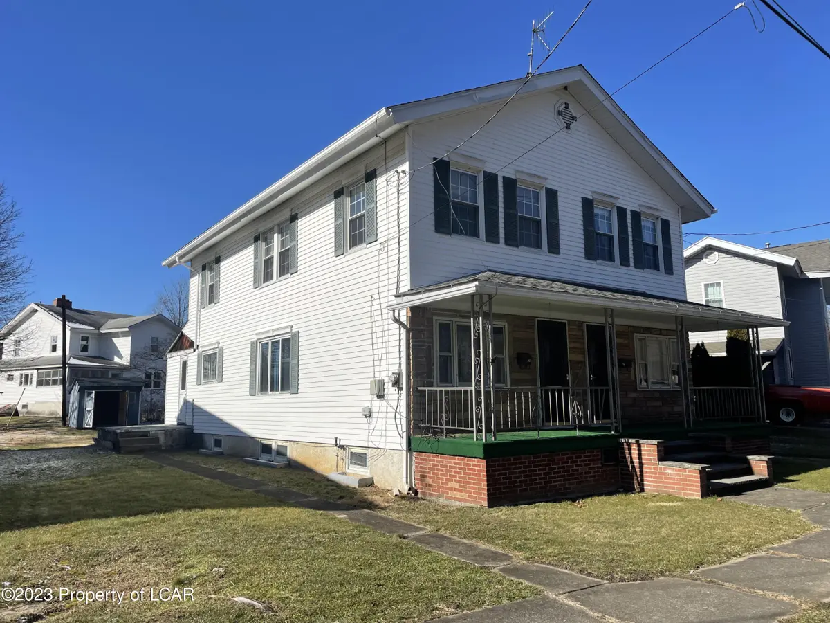 256-257 Miner Avenue, Nanticoke in Nanticoke