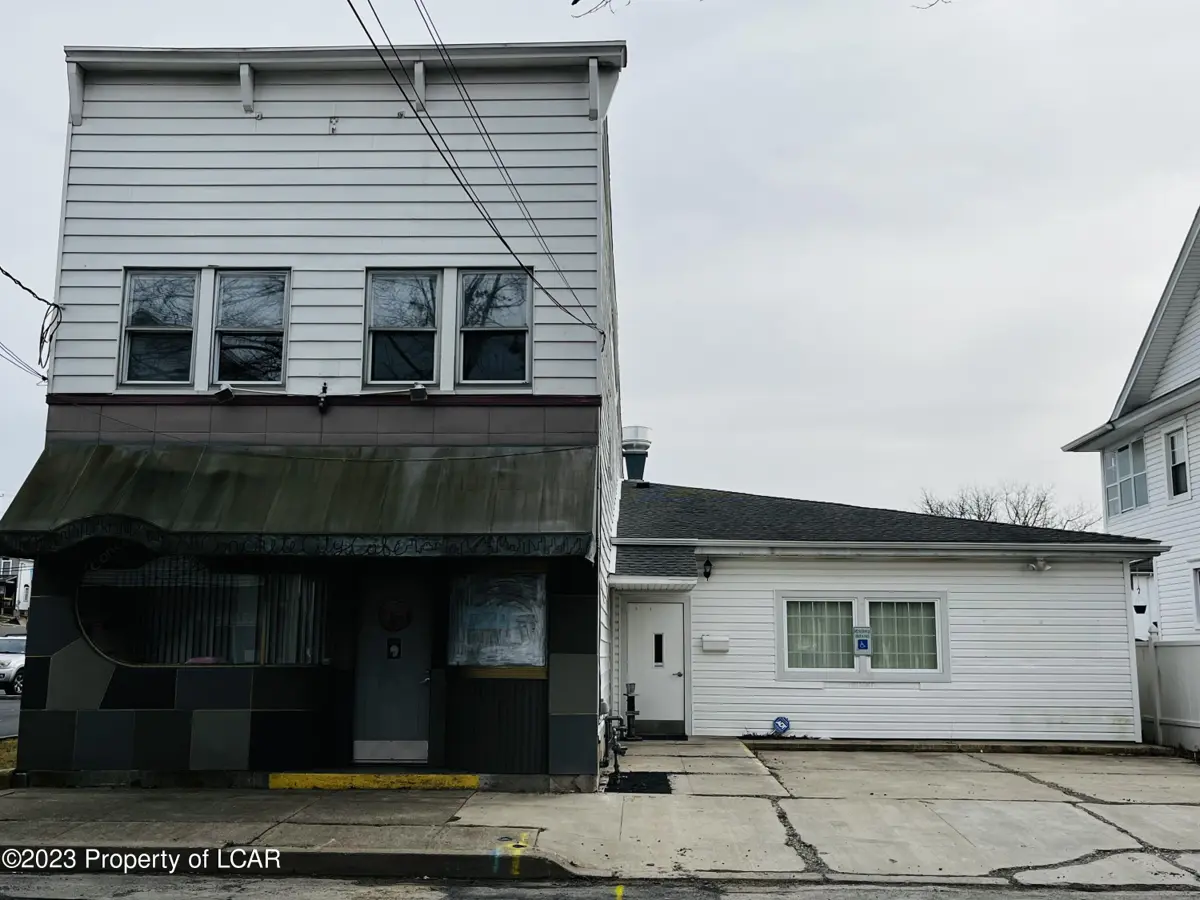 15 W Ridge Street, Nanticoke in Nanticoke