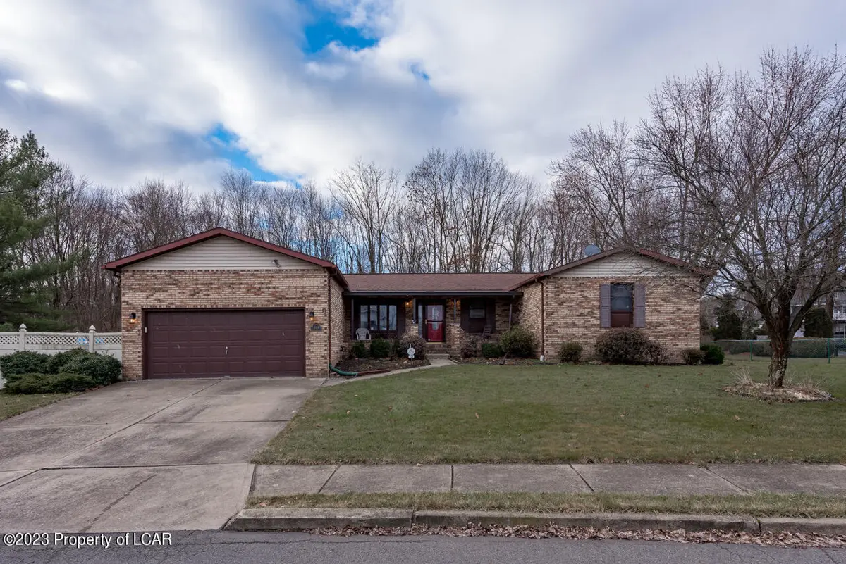 121 Red Coat Lane, Hanover in Hanover