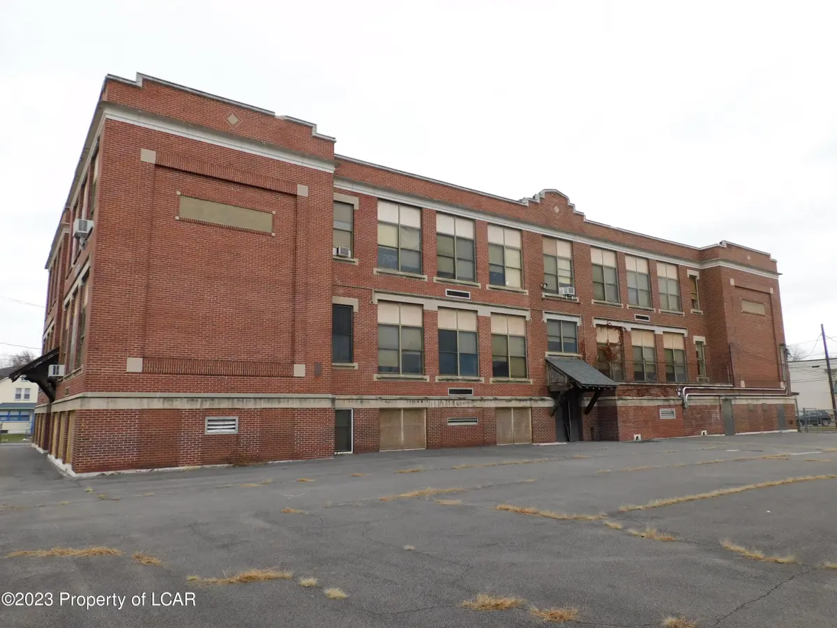 715 schuyler Avenue, Kingston in Kingston
