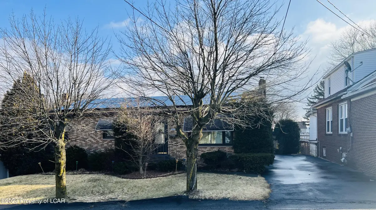 1033 N Locust Street, Hazle Township in Hazle Township