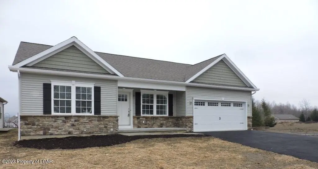 162 Cremard Boulevard, Duryea in Duryea