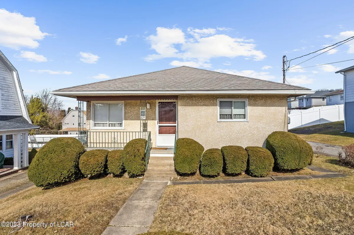 629 Connell Street, Scranton in Scranton