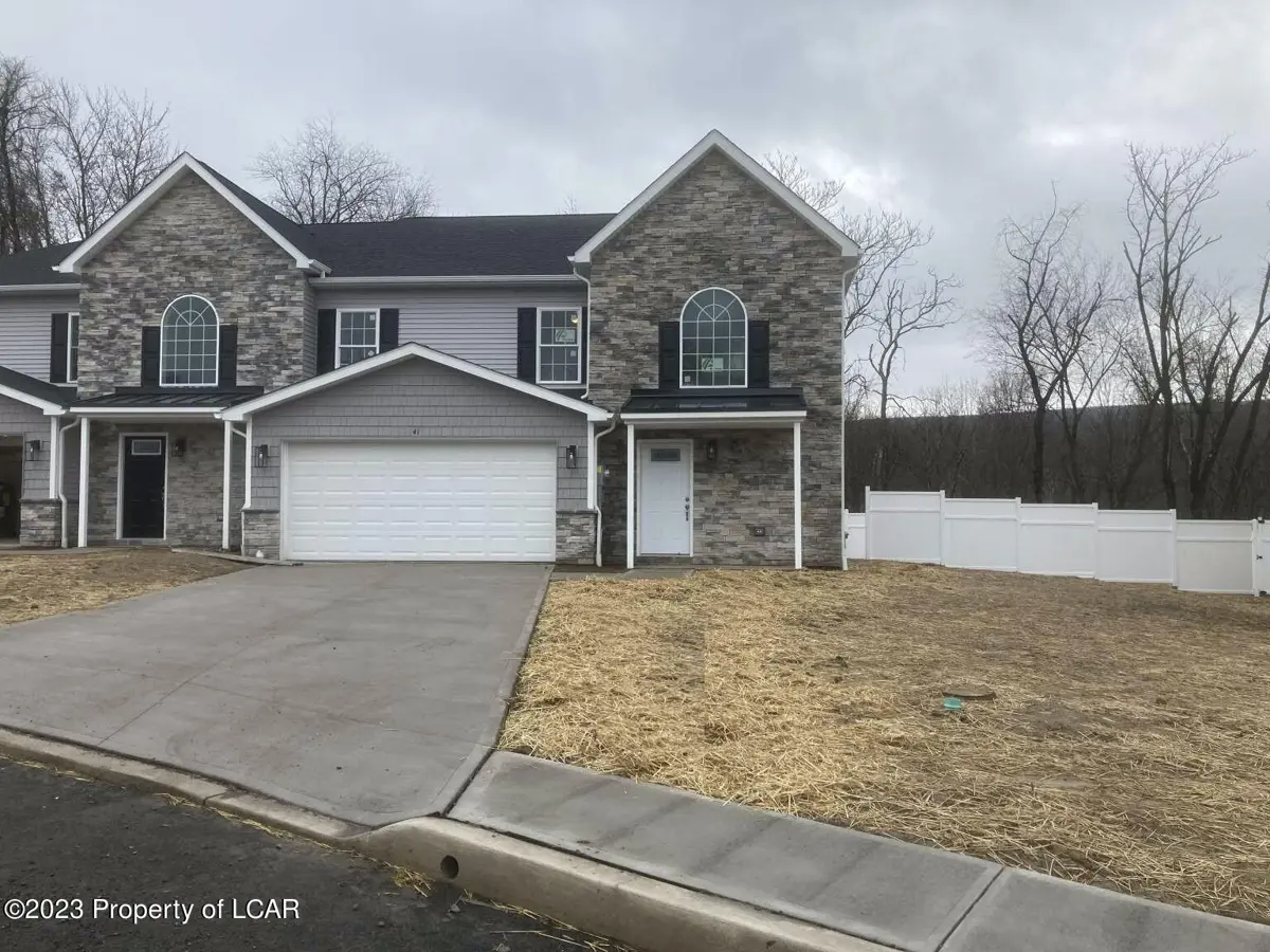 4 Anna Drive, Hanover Township in Hanover Township