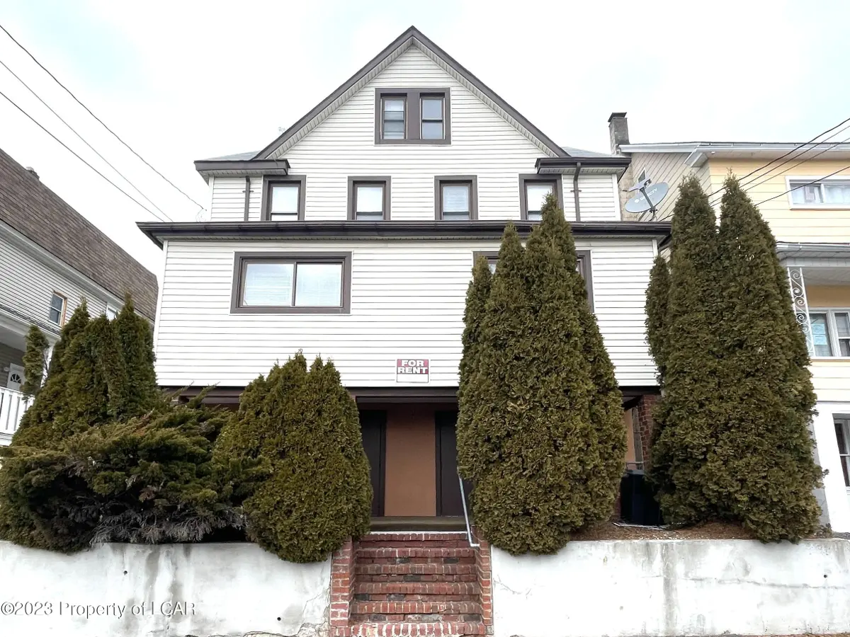 705 - 707 E Diamond Avenue, Hazleton in Hazleton