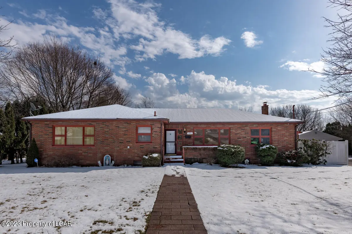804 E Diamond Avenue, Hazleton in Hazleton