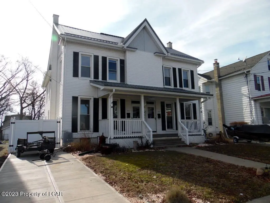 211-213 Montgomery Avenue, West Pittston in West Pittston