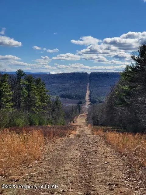00 Hickory Lane, Shickshinny in Shickshinny